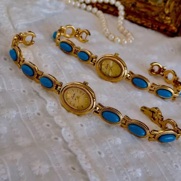 Vintage Elegant Turquoise Gold Women's Watch - Picture 6 of 6